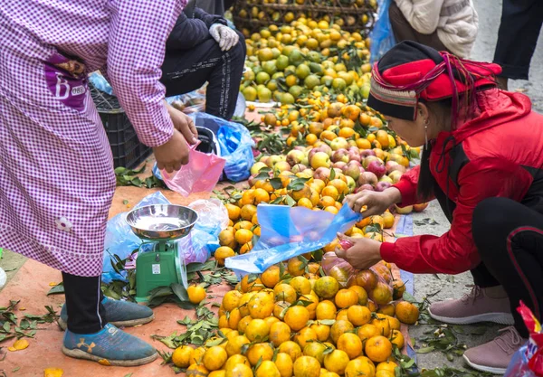 View Asian Bazaar Tangerines Daytime — 스톡 사진