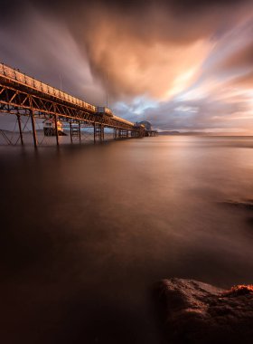 Mumbles kendini pier gündoğumu