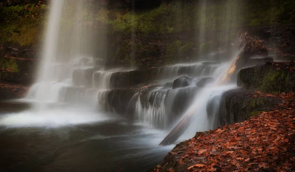 Sgwd yr Eira waterfall — ストック写真