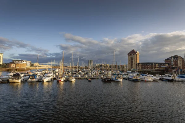 Editorial Swansea October 2019 Swansea Marina Yachts Boats New Housing — стокове фото