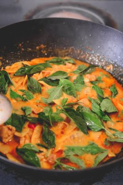 Pişirme Tay kırmızı köri Wok, Tay gıda, Tay Cuisi tavuk