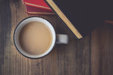 Kopya alanı Vintage sesi ile eski ahşap kitap ile kahve