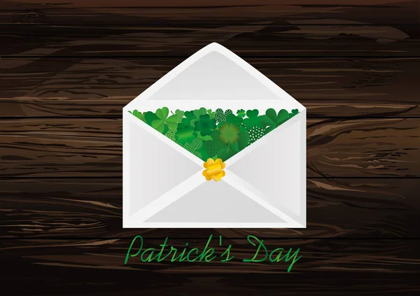 Envelope with green clover inside. St.Patrick 's Day. Vector — Stock Vector