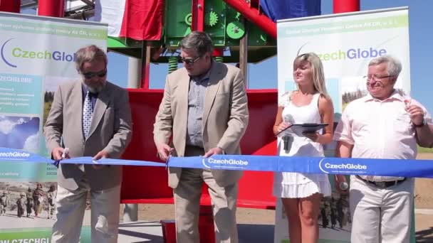Kresin Tjeckien Den Juni 2013 Invigningen Atmosfäriska Czechglobe Station Vid — Stockvideo