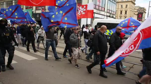 March of radical extremists against European Union — Stock Video
