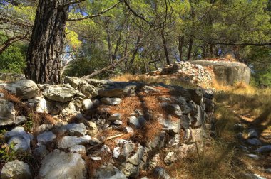     Eski savaş sığınağı Hırvatistan 