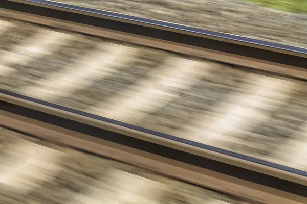 Vía férrea en movimiento desenfoque —  Fotos de Stock