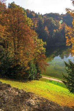     Trakoscan göl güneşli bir sonbahar 