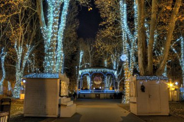     Advent zamanında Park Zrinjevac Zagreb 