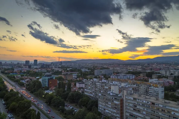 Загреб міський пейзаж на заході сонця — стокове фото