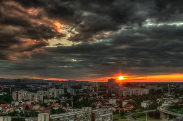 Zagreb manzarası gündoğumu