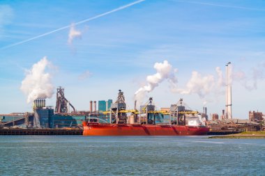 Çelik sektöründe Ijmuiden yakınındaki Amsterdam, Hollanda