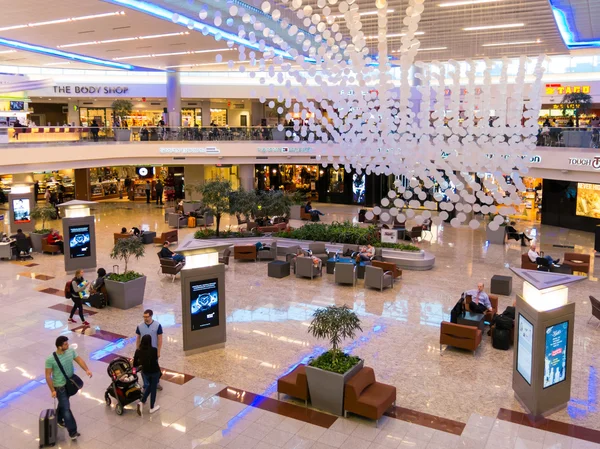 Maynard Jackson terminal internacional en el aeropuerto de Atlanta, EE.UU. — Foto de Stock