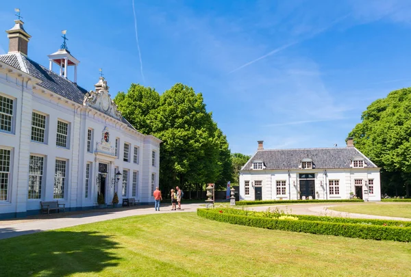 Estate Beeckestijn i Velsen, Nederland – stockfoto