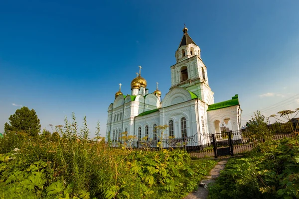 Kutsal bakire doğuş Kilisesi. Rusya, Komi Cumhuriyeti Vazhkurja