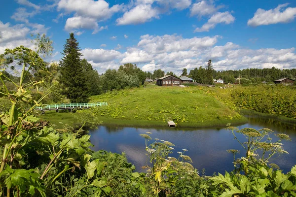 Klasik Rus kırsal manzara yakınındaki village Ust-Vym, Rusya Federasyonu, Komi Cumhuriyeti