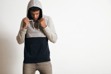 erkek kapşonlu kazak uygun 