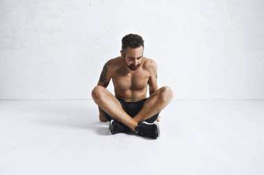 Jimnastik atlet bir mola alır