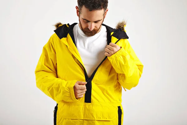 Snowboardzista w jasne anorak — Zdjęcie stockowe