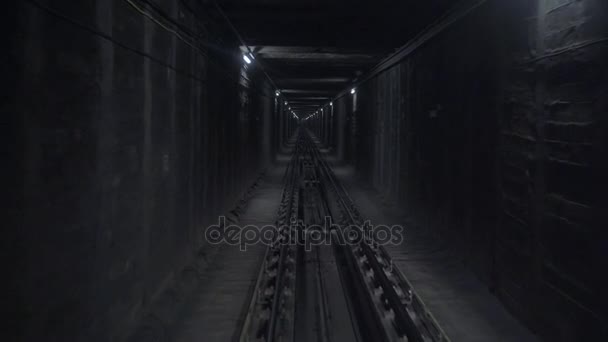 Železniční tunely pov zobrazení — Stock video
