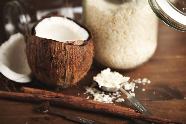 Coconut and cinnammon smoothie set — Stock Photo, Image