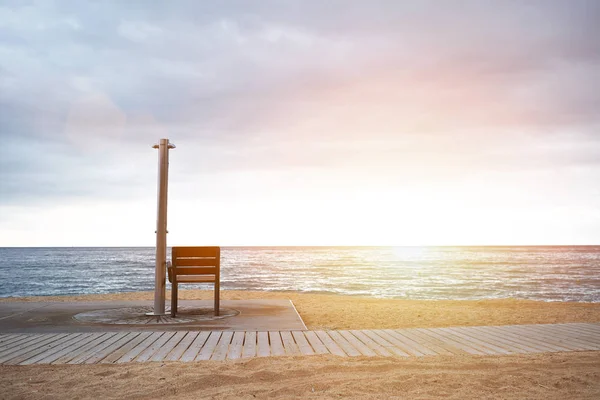 Spiaggia vuota vicino al mare — Foto Stock