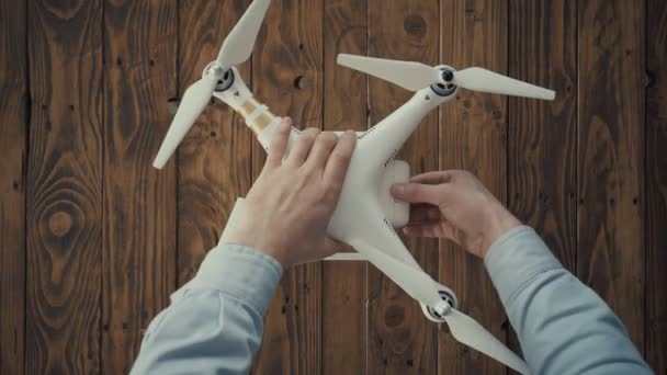 Kurz ovládacího prvku DRONY — Stock video