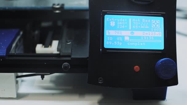 3D-skrivare i arbete — Stockvideo