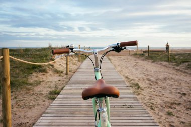 Yalnız güzel nane Bisiklet