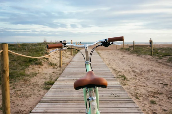 Yalnız güzel nane Bisiklet