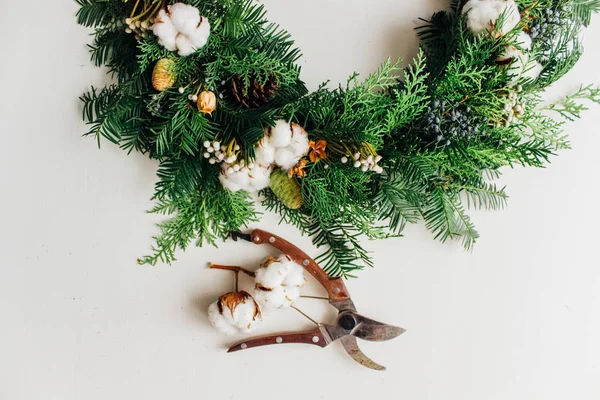 Pamuk ile Noel çelenk