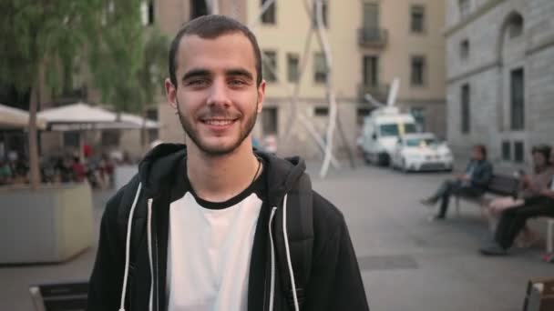 Smiling man with headphones — Stock Video