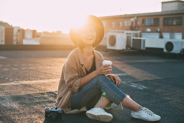 Hipster woman with camera — Stock Photo, Image