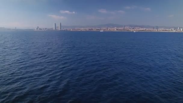 Entrenamiento en regata velero en mar abierto — Vídeo de stock