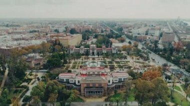 Şehrin Üzerinde Hava Çekimi