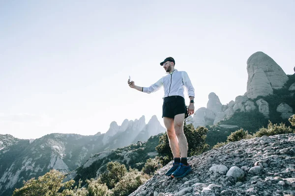 Trendy Fit Strong Young Man Athlete Short Running Shorts Wind — Stock Photo, Image