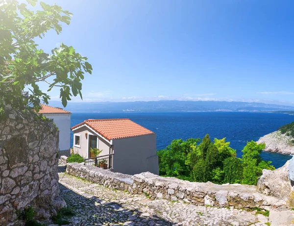 Maravilloso romántico verano tarde paisaje costa Adriático —  Fotos de Stock