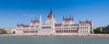 Panoramik cityscape Macar Parlamentosu - görünümüdür cur
