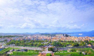 Güzel yaz panoramik hava manzara. Anc görünümünü