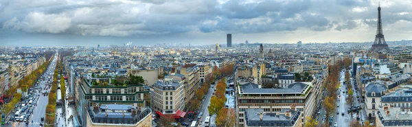 Arc de Triomphe Paris panoramik manzaralı. Sonbahar. Yağmur. — Stok fotoğraf