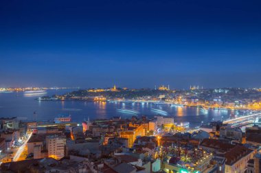 Uzun pozlama sıcak bir sakin arifesi, Istanbul 'un panoramik cityscape