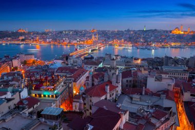 Uzun pozlama sıcak bir sakin arifesi, Istanbul 'un panoramik cityscape