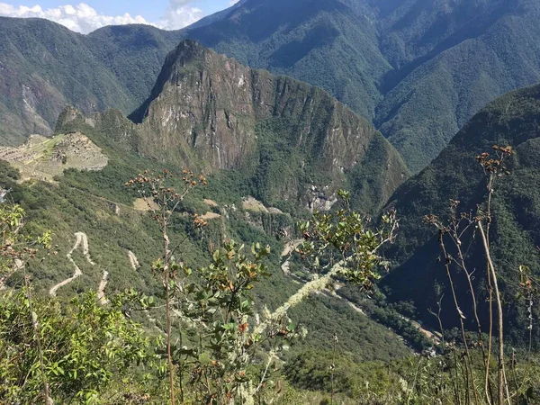 Vacker Panoramautsikt Över Berömda Berg Machu Picchu Peru Sydamerika Inka — Stockfoto