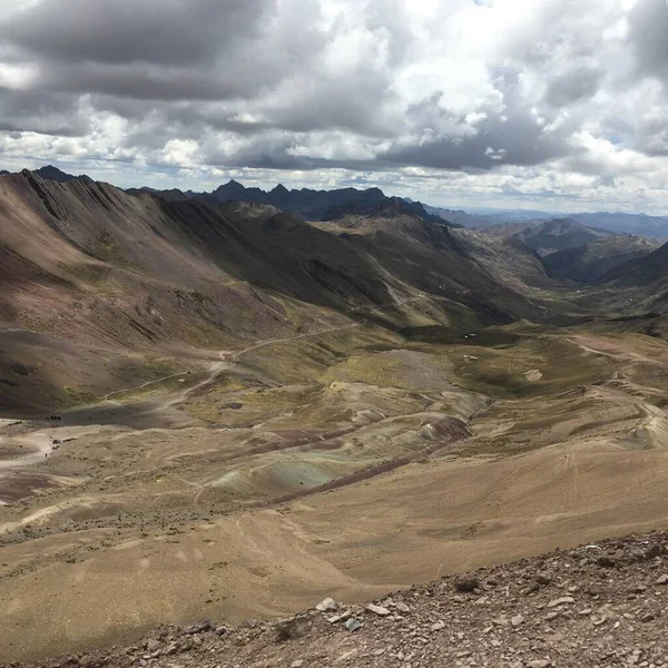 ペルーの虹の山 豪華な美しい風景 カラフルな景色 ペルー旅行の背景 アンデス — ストック写真