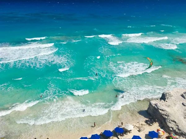 Schöner Meerblick Mit Klarem Blauem Wasser Sonniger Tag Mit Wellen — Stockfoto