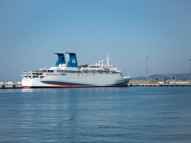 Rusya, Soçi 05.10.2019. Büyük deniz gemisi Prens Vladimir.