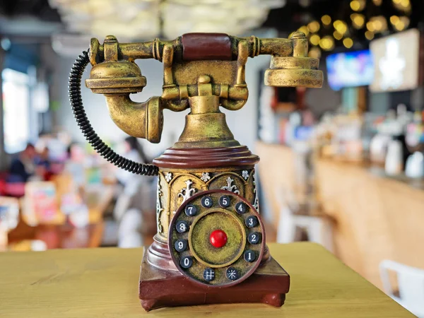Крупним планом фото старого ретро фігурки телефону — стокове фото