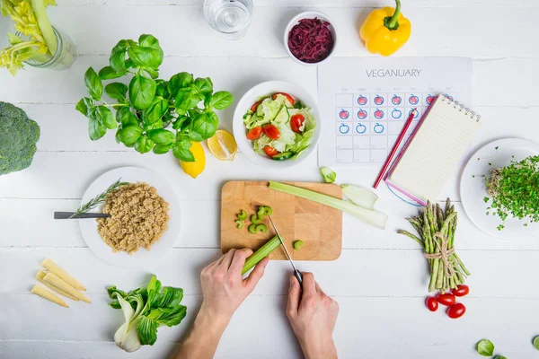 Man Cutting Celery Cooking Vegan Fresh Salad Vegetables Dinner Veganuary — Stock Photo, Image