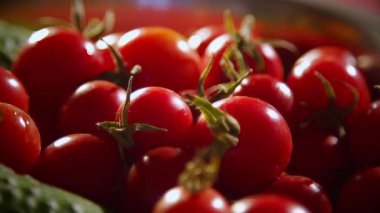 Ağır çekimde domates