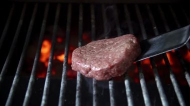 Yemek hamburger yavaş hareket